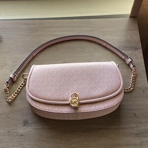 EUC Michael Kors Mila Powder Blush Sling Bag with adjustable strap